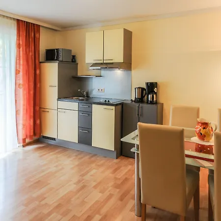 Waldpension Schiefling Am 3* 施弗灵希