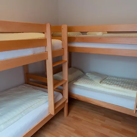 Waldpension Schiefling Am 3* 施弗灵希