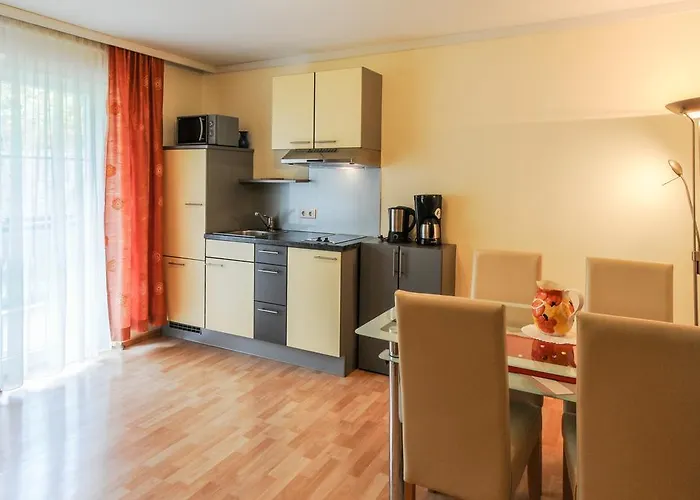 Pensjonat Waldpension Schiefling Am 3*