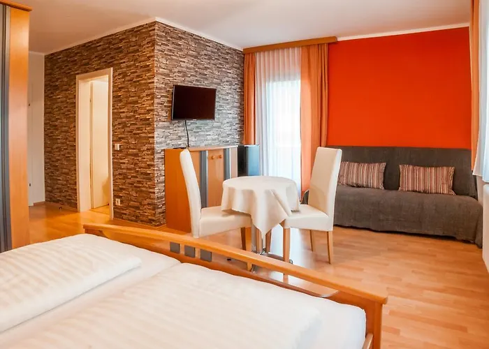 Waldpension Schiefling Am 쉬플링암씨